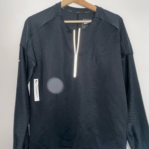 NIKE long sleeve mens M tech wear black
